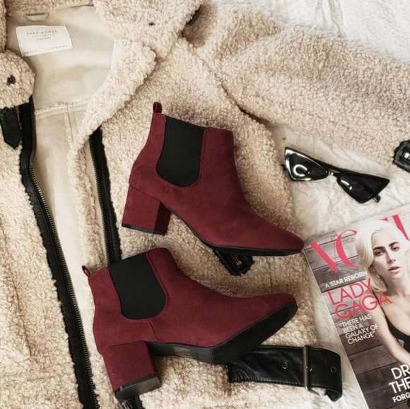 🆕️//The Nellie// Burgundy Casual Bootie - Picture 3 of 7